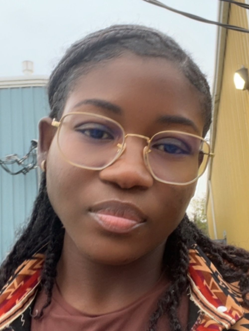 Meet your Posher, Leanna